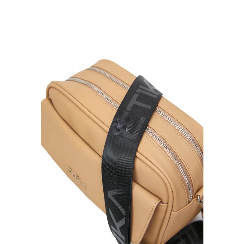 BOLSO BANDOLERA PEQUEÑA ETIKA B30116 CAMEL